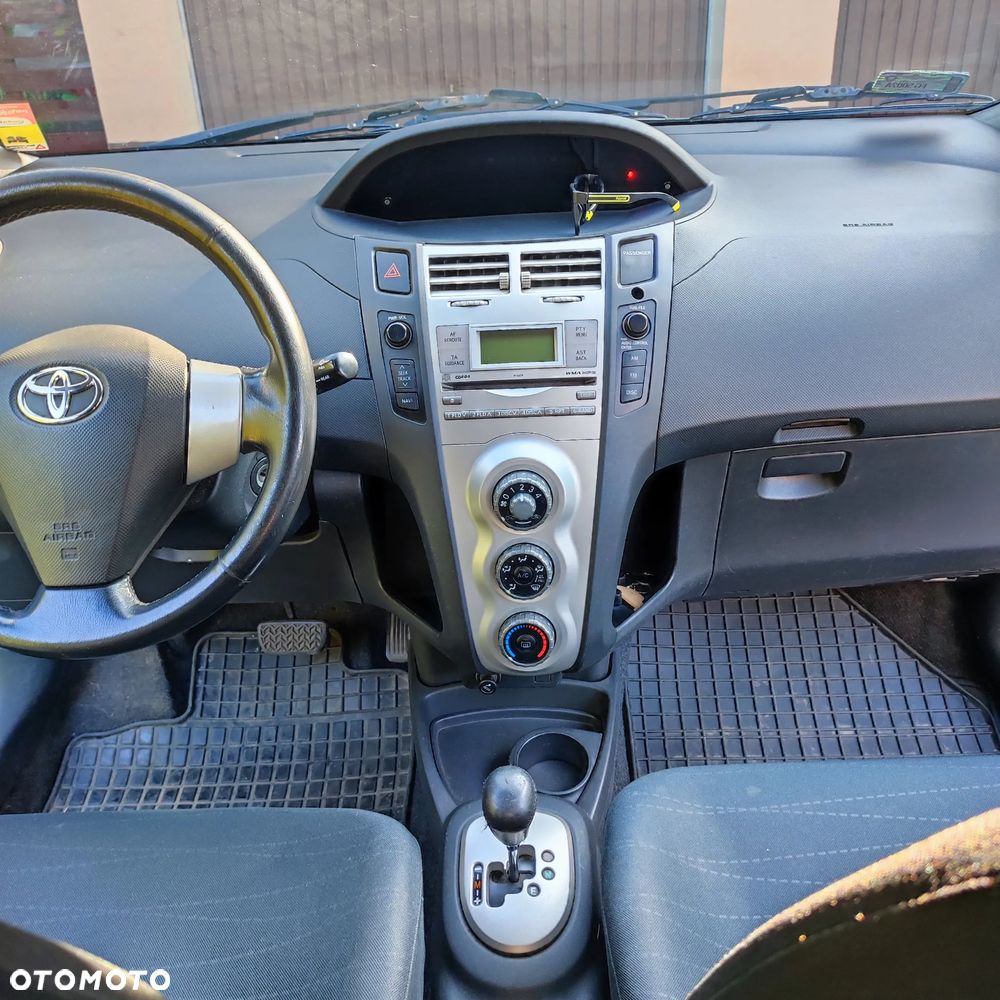 Toyota Yaris 1.4 D-4D Multi Mode Team - 8
