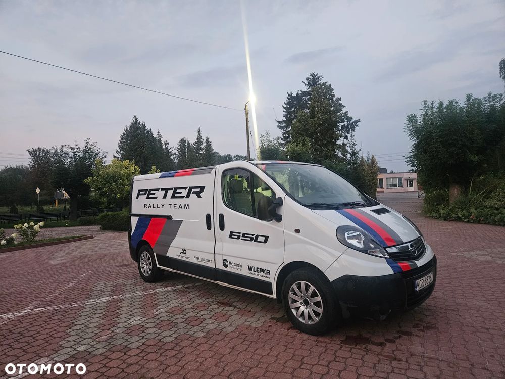 Opel Vivaro - 2