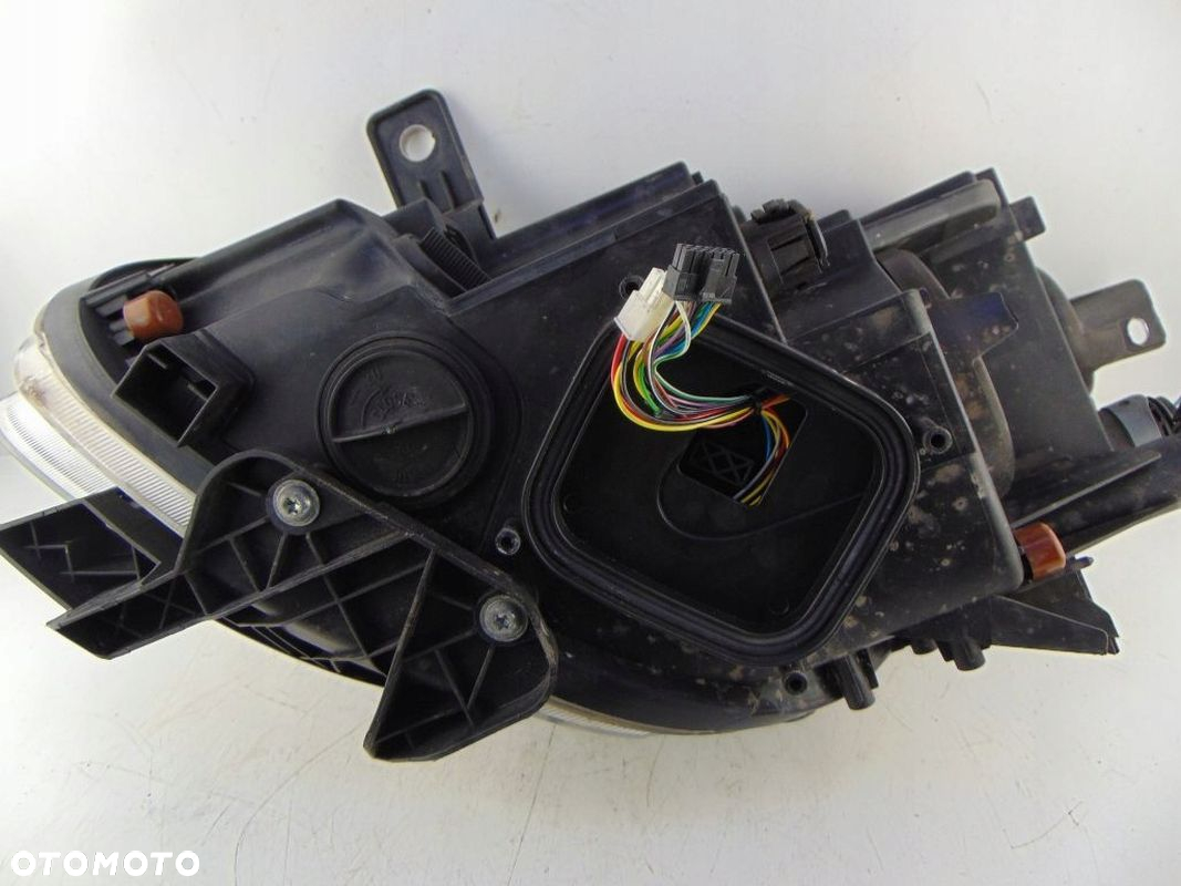 LAMPA REFLEKTOR PRAWY PRZÓD XENON ALFA ROMEO GIULIETTA (10-20) UK - 6