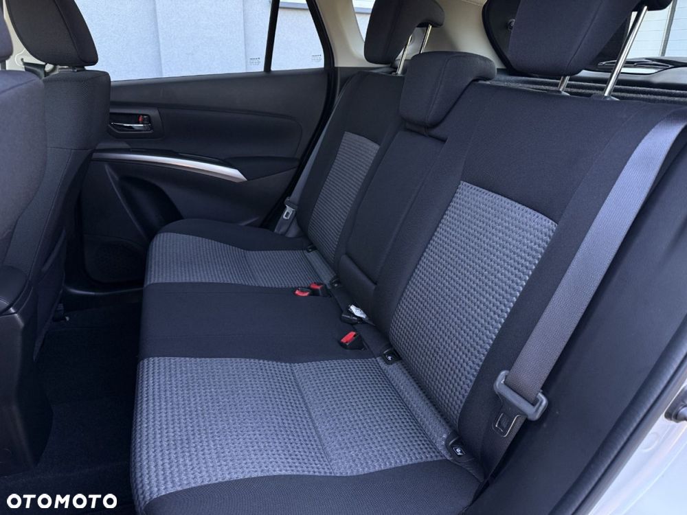 Suzuki SX4 S-Cross 1.4 SHVS Premium - 32