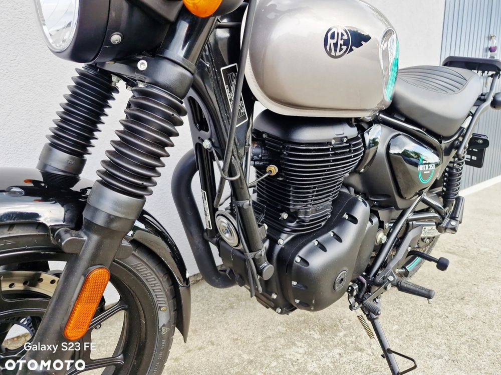 Royal Enfield HNTR - 10
