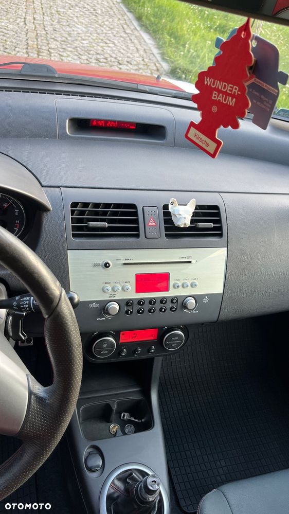 Suzuki Swift 1.6 Sport - 11