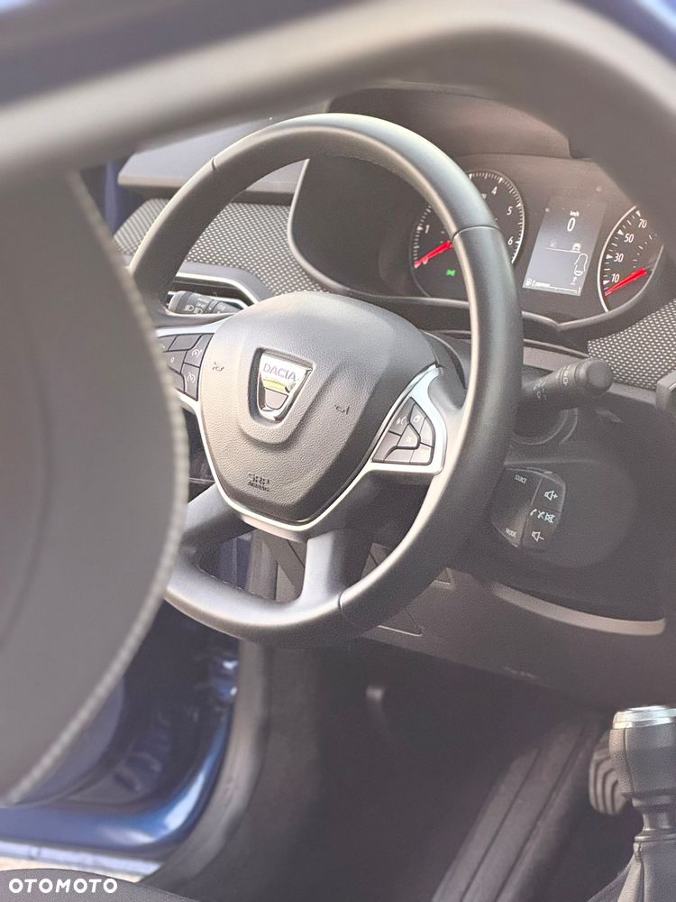 Dacia Sandero SCe 65 Essential - 9