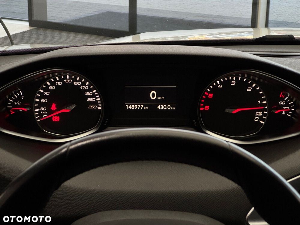 Peugeot 308 - 16
