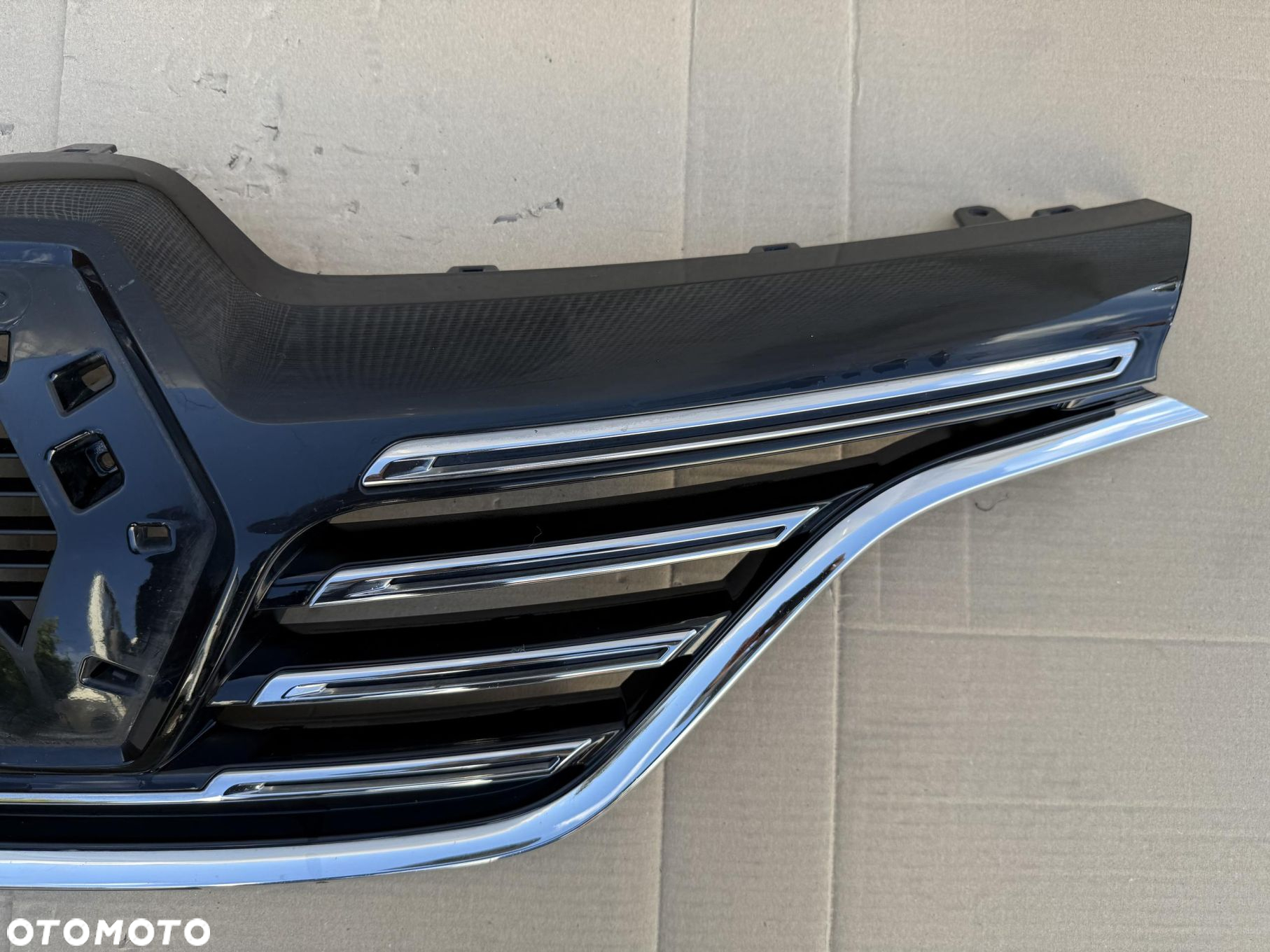 RENAULT MEGANE IV 4 ATRAPA GRILL 622563114R - 3