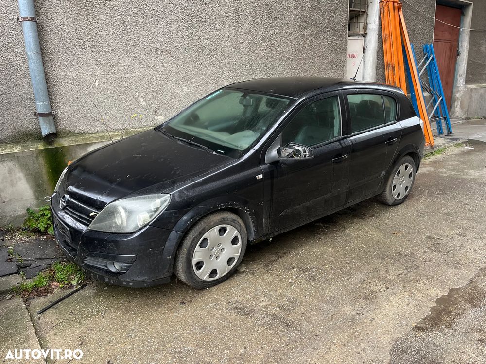 Dezmembrez Opel Astra H negru diesel 2007 xenon piele carlig - 1