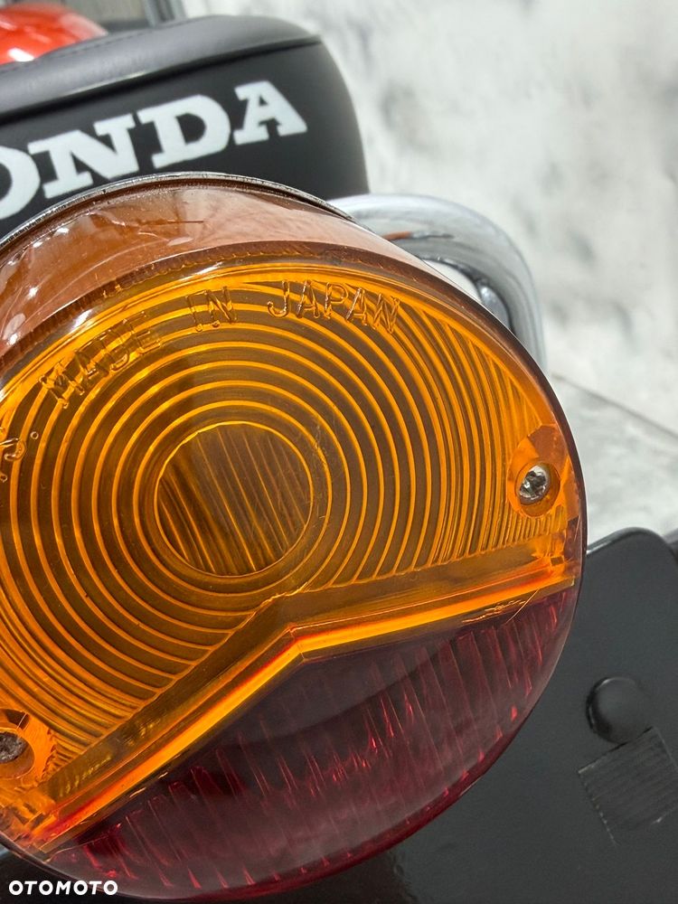 Honda CB - 18