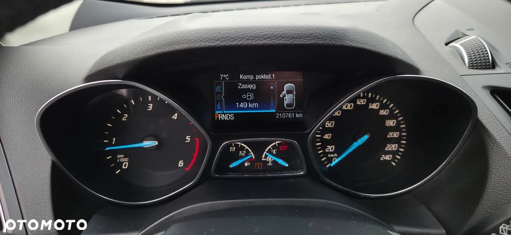 Ford Kuga 2.0 TDCi 4x4 Titanium - 28