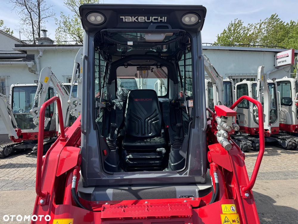 Takeuchi TL8R2 High Flow - 11