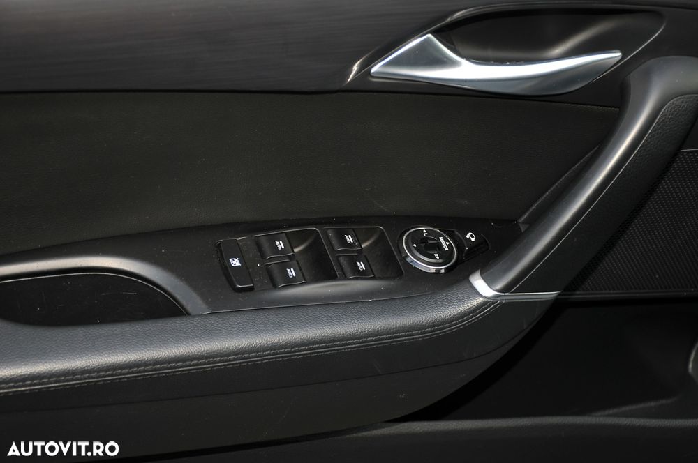 Hyundai i40 Kombi 1.7 CRDi Premium - 25