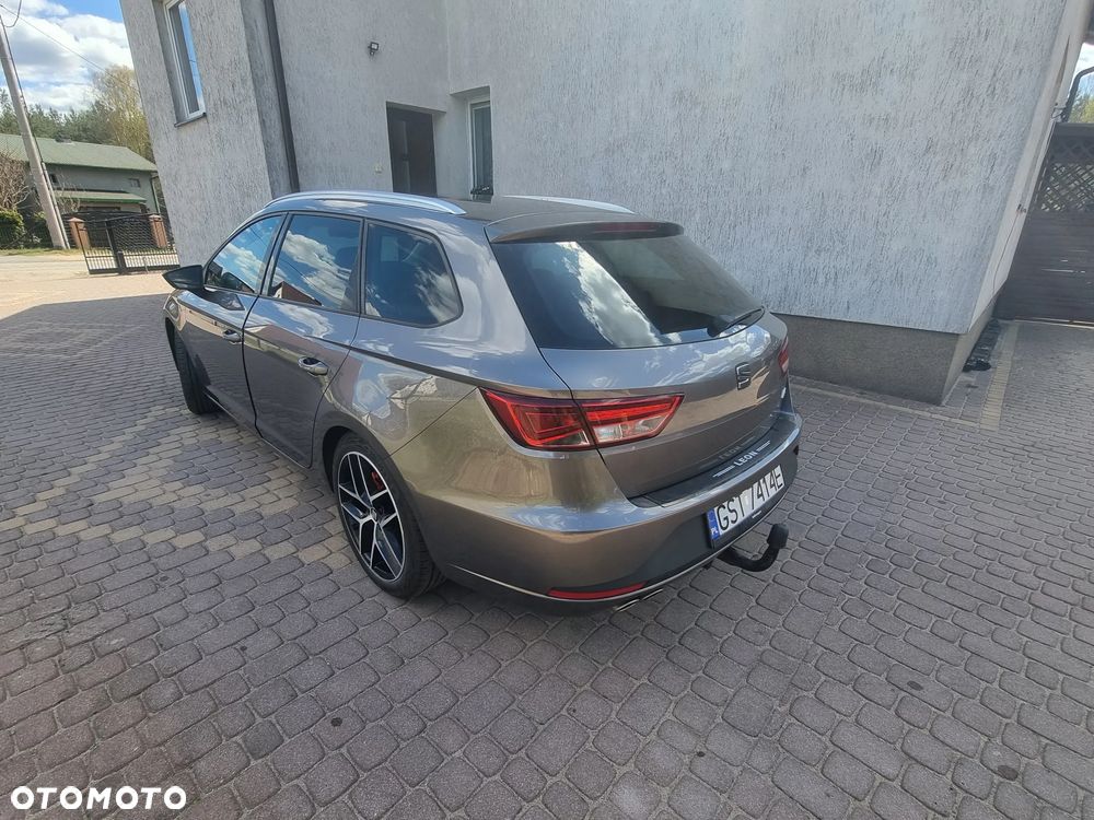 Seat Leon 2.0 TDI DPF Start&Stop DSG FR - 3