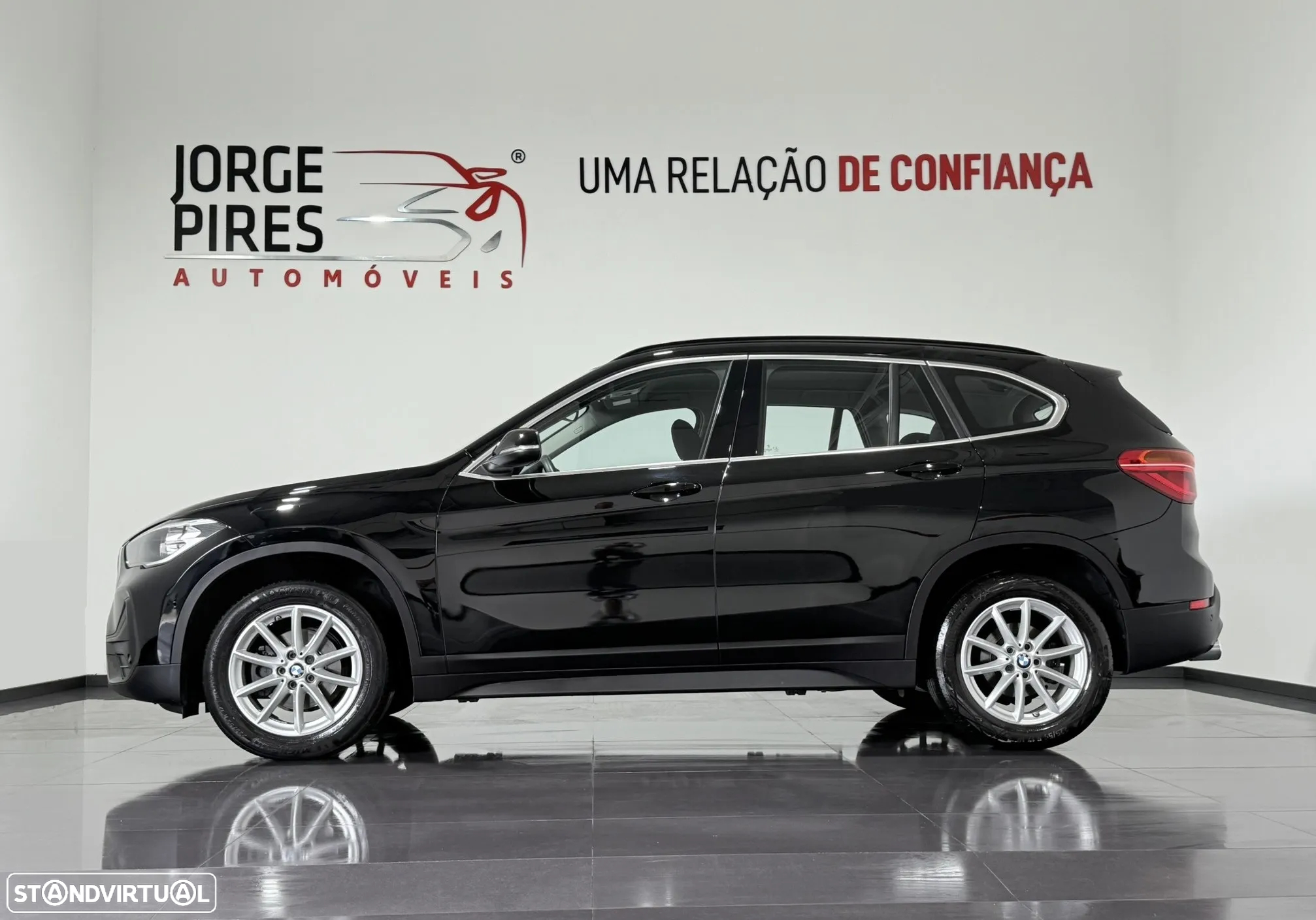 BMW X1 16 d sDrive Advantage - 4