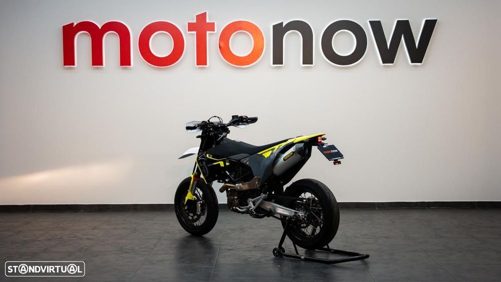 Husqvarna 701 Supermoto - 4
