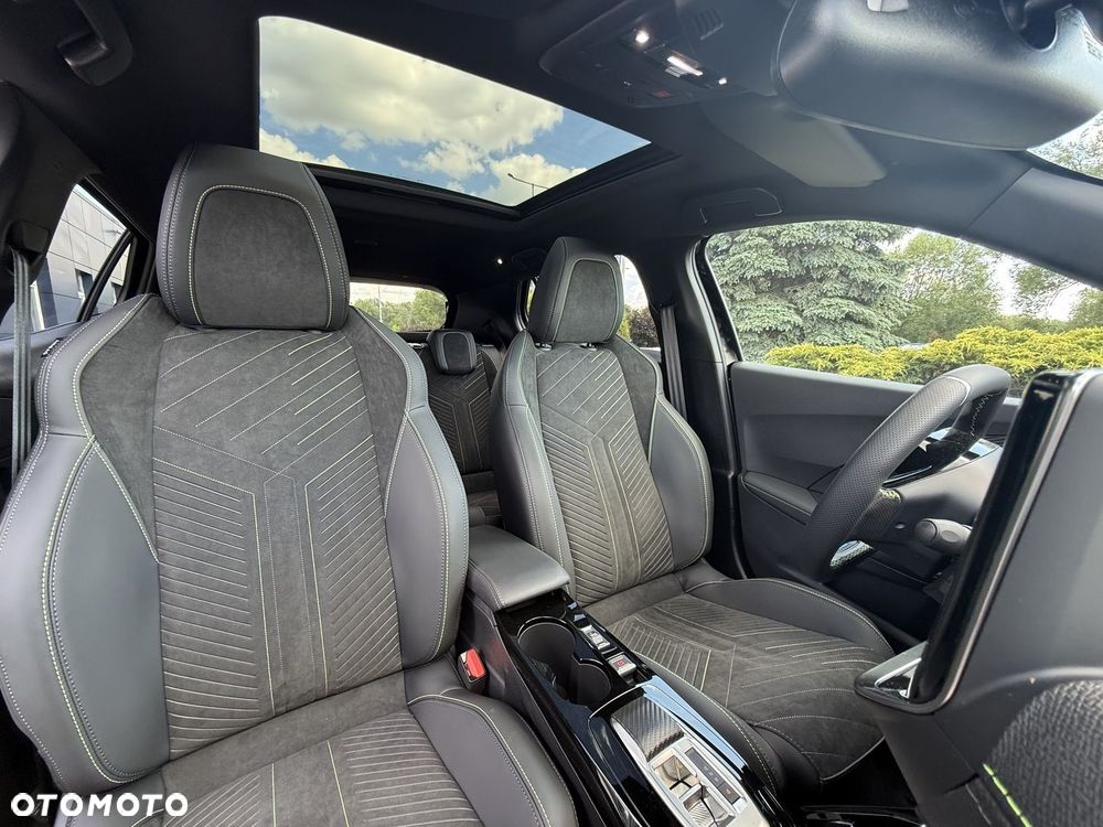 Peugeot 2008 PureTech mHEV GT E-DCS6 - 20