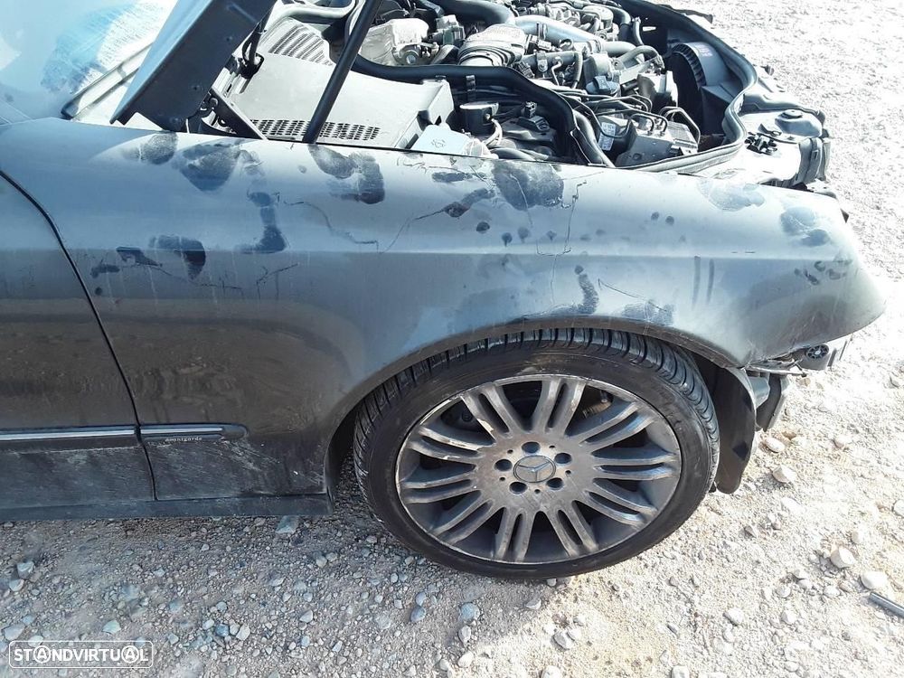 GUARDA-LAMAS FRENTE DIREITO MERCEDES-BENZ CLASE E BM 211 BERLINA - 1