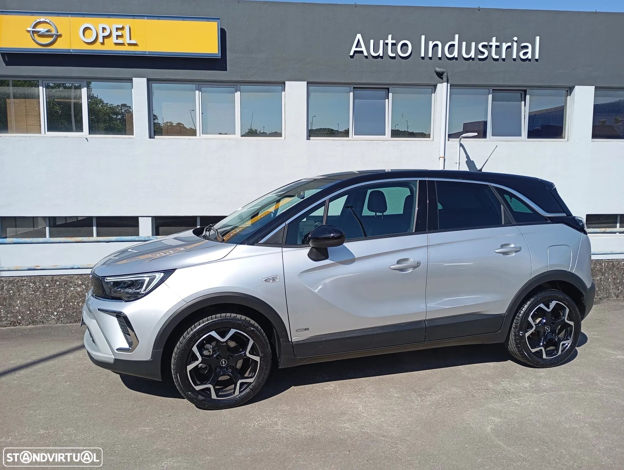 Opel Crossland 1.2 T Design & Tech - 1