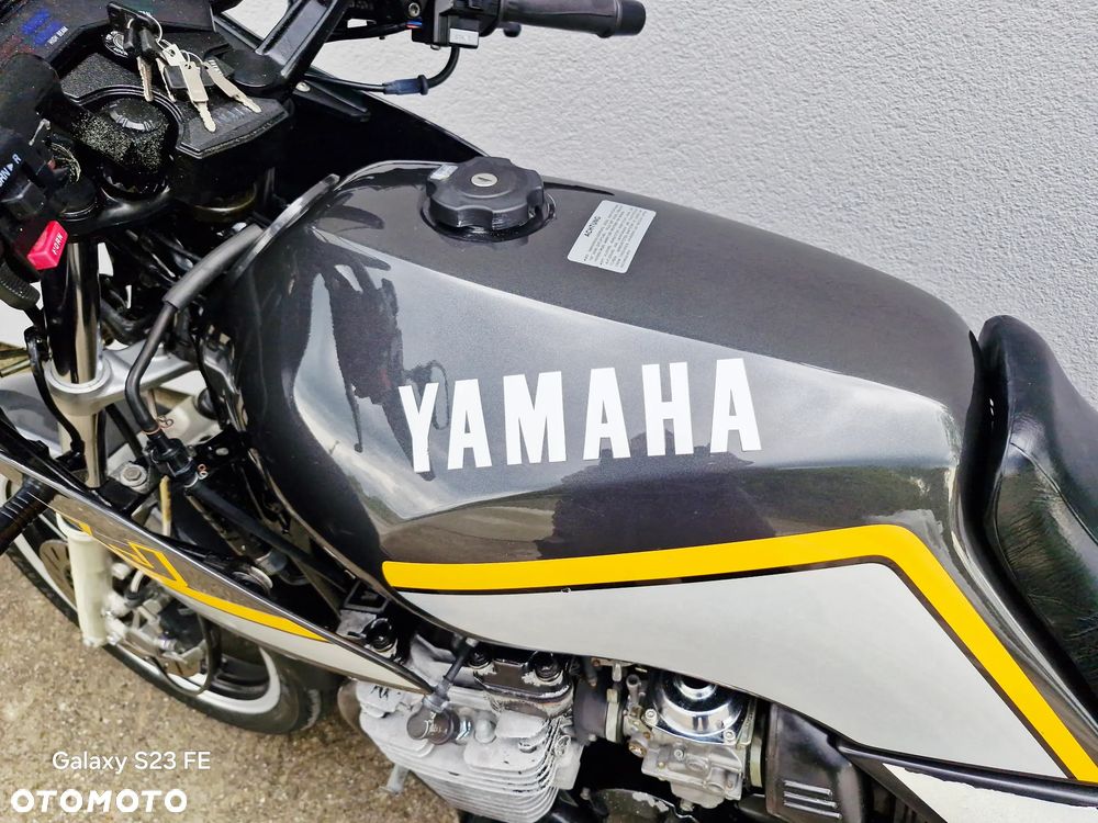 Yamaha XJ - 22
