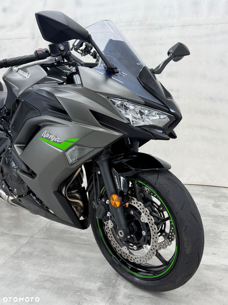 Kawasaki Ninja - 12