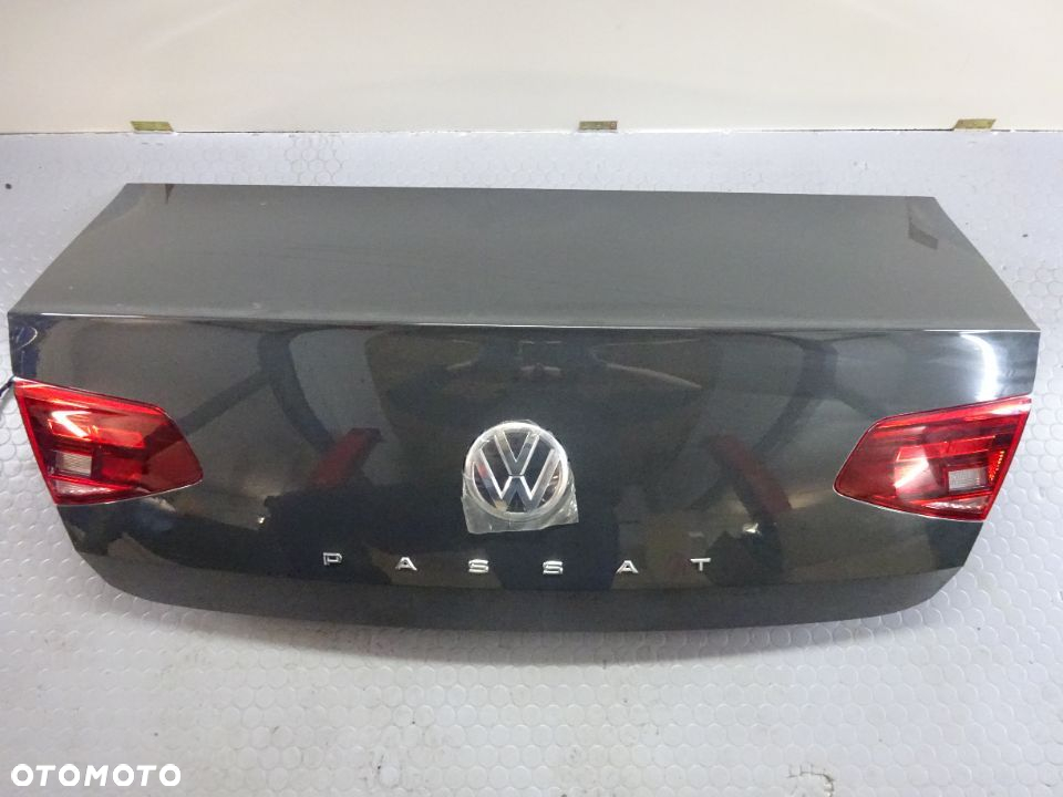 LI7F klapa Bagaznika SEDAN  VW Passat B8 LIFT Czesci - 2