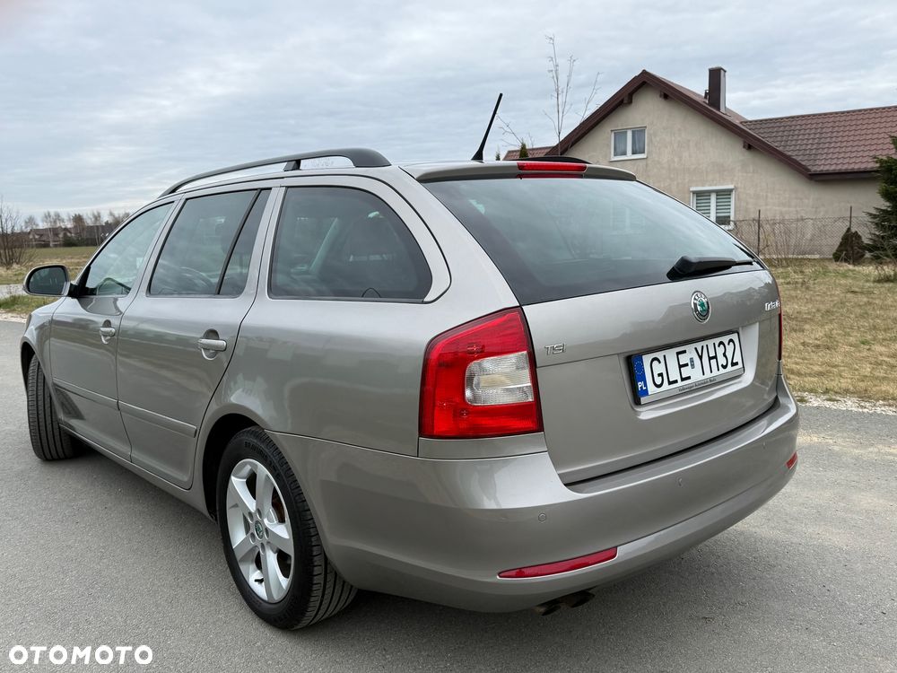 Skoda Octavia 1.4 TSI Family DSG - 19