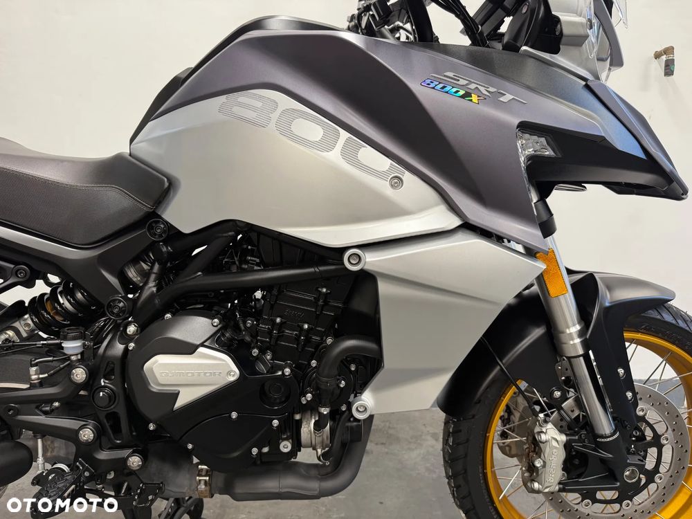 QJMOTOR SRT 800SX - 19
