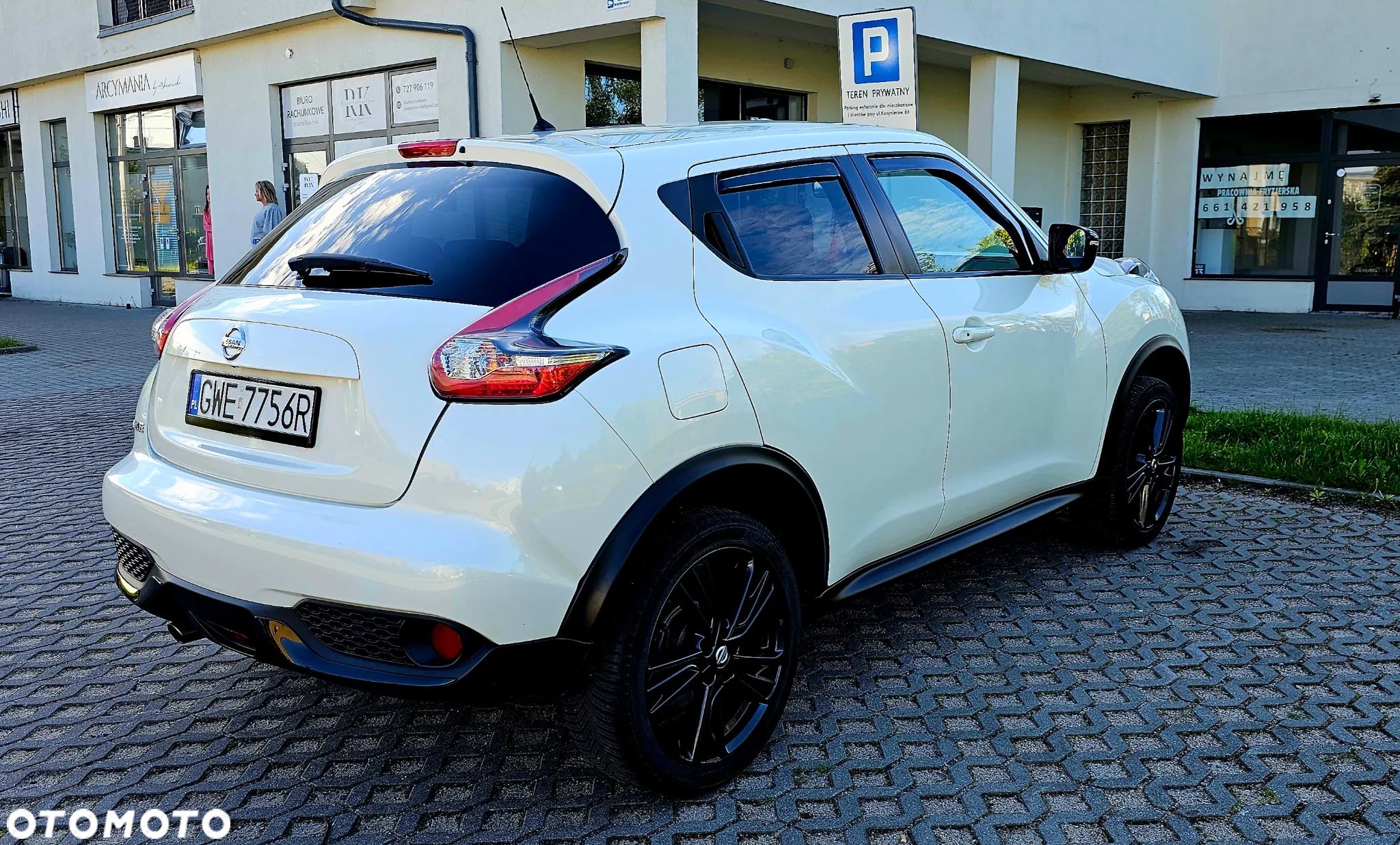 Nissan Juke 1.6 N-Connecta Xtronic EU6 - 5