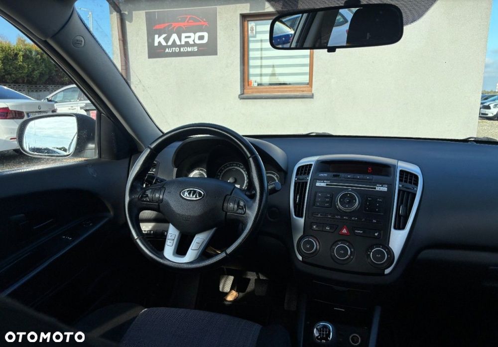Kia Ceed - 19