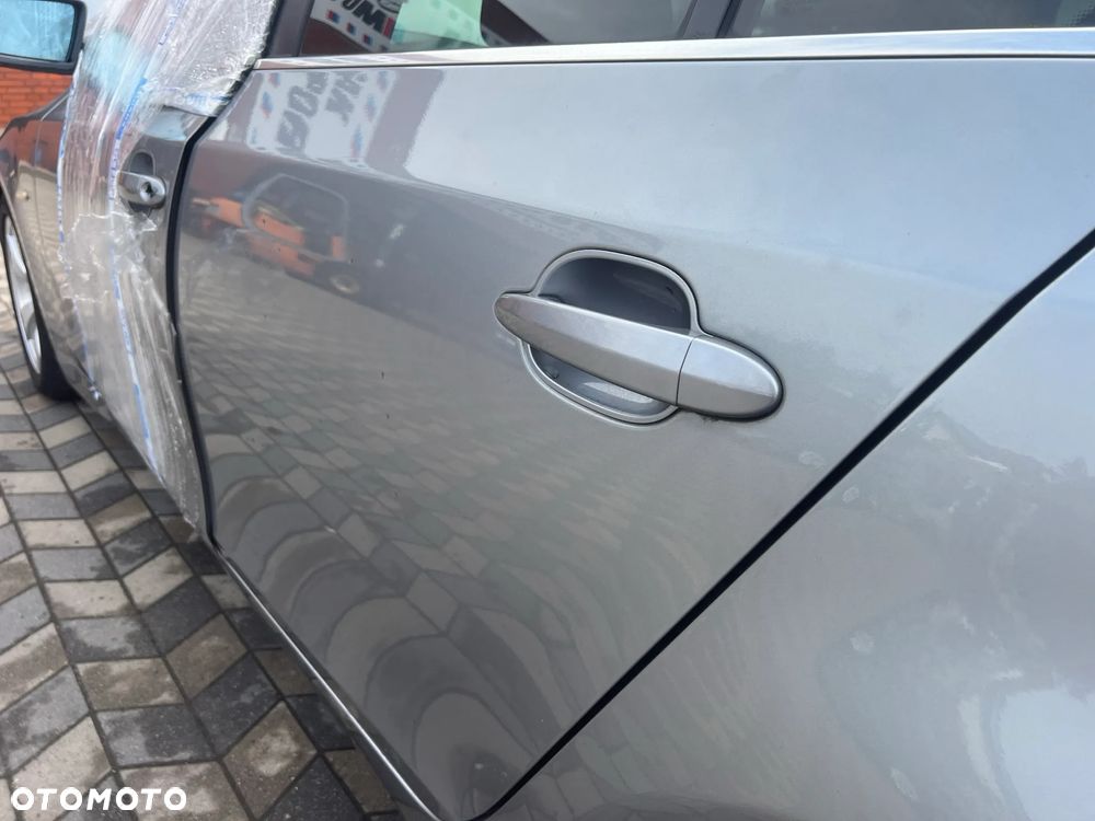 BMW E60 DRZWI LEWE TYŁ SILBERGRAU - 2