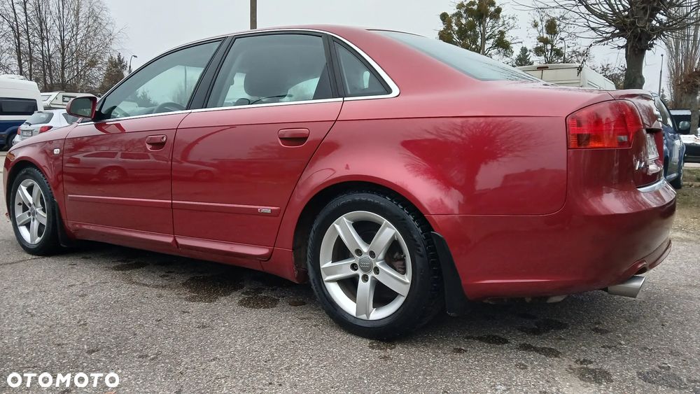 Audi A4 Limousine 1.8 T quattro - 12