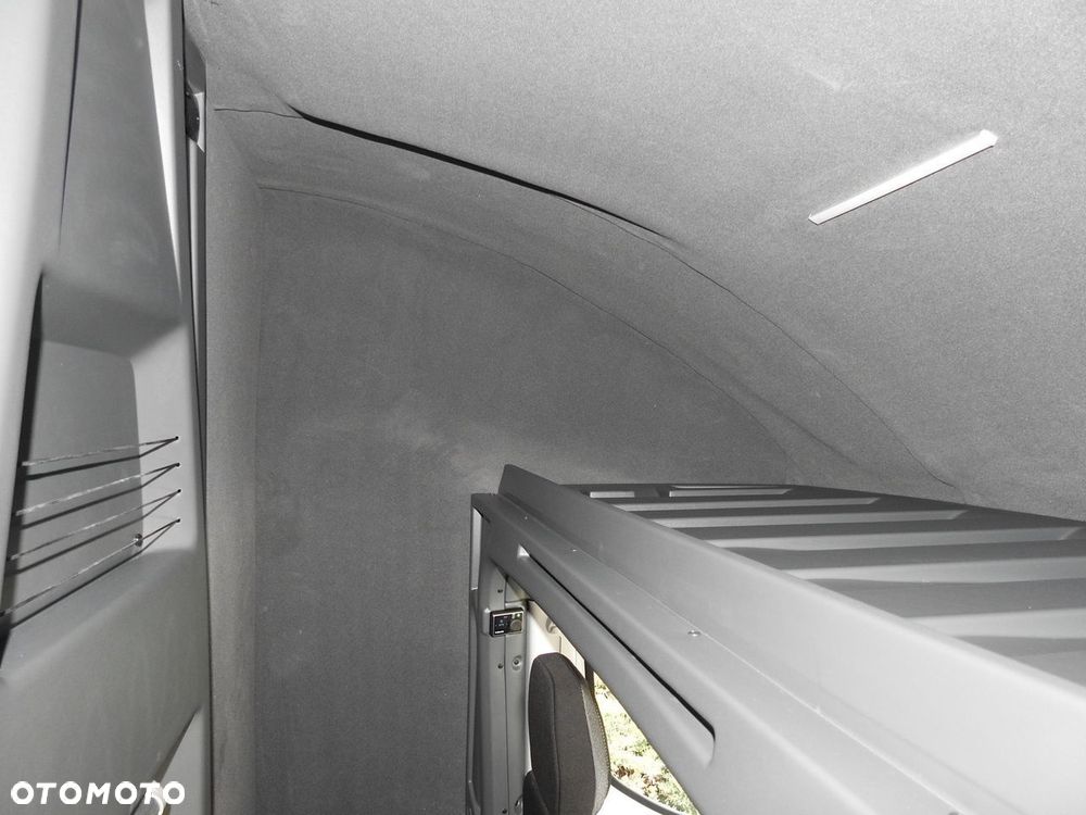 Iveco DAILY 35S18 NOWY PLANDEKA WEBASTO KLIMATYZACJA TEMPOMAT ASO  180KM - 40