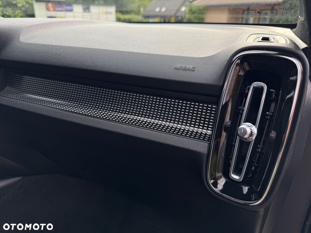 Volvo XC 40 T4 Recharge DKG RDesign - 33