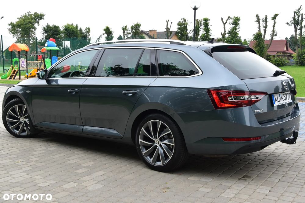Skoda Superb 2.0 TDI 4x4 DSG L&K - 32