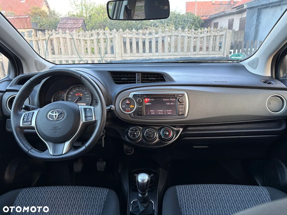 Toyota Yaris - 11