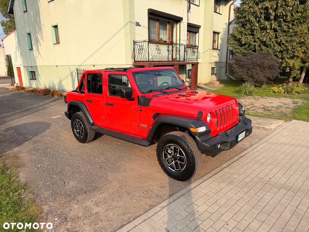 Jeep Wrangler - 21