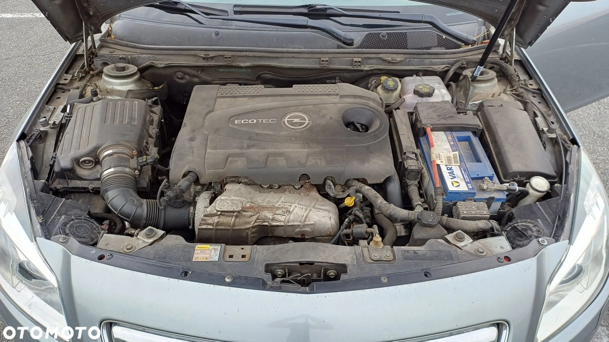 Opel Insignia - 12