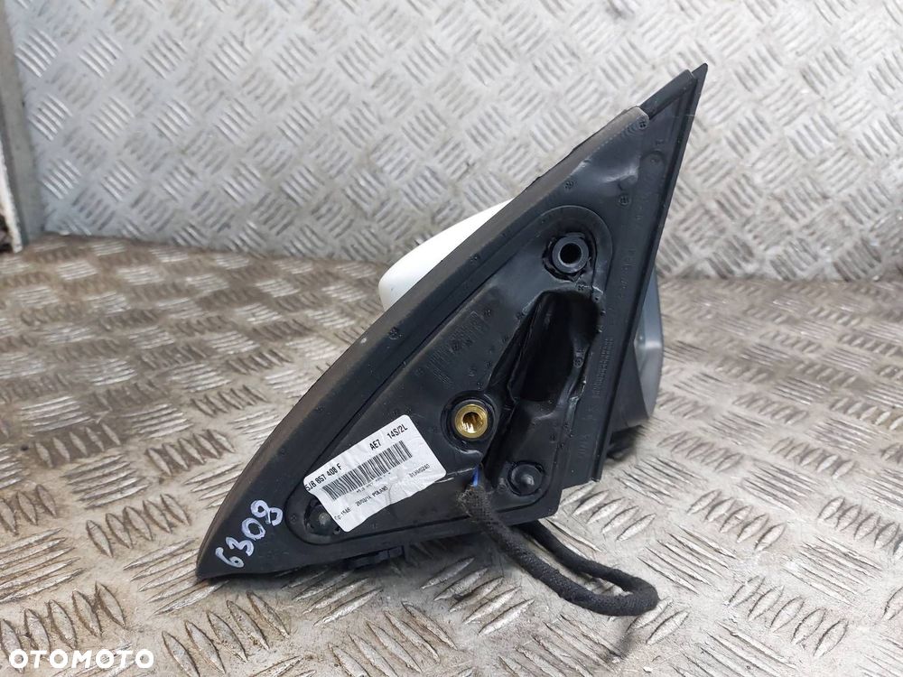 LUSTERKO PRAWE ELEKTRYCZNE SKODA RAPID I EUROPA 5JB857408F LF9E 5PIN - 5