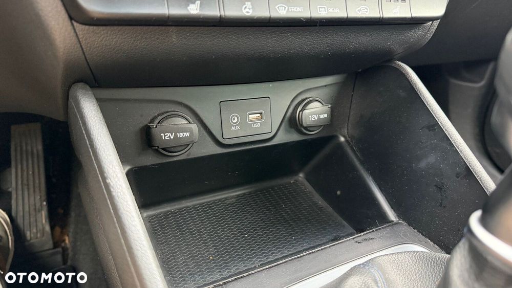 Hyundai Tucson 1.7 CRDI BlueDrive GO 2WD - 13