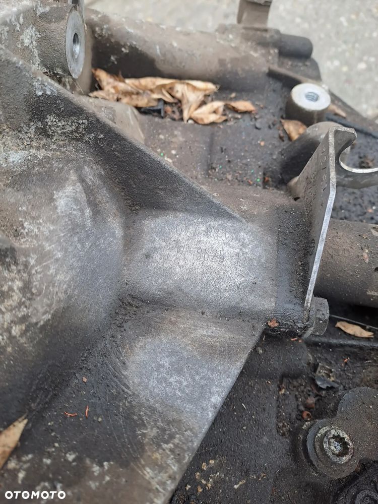 Audi Seat Skoda Volkswagen 1.6 FSi skrzynia 6-biegów kod GVV z półosiami - 4