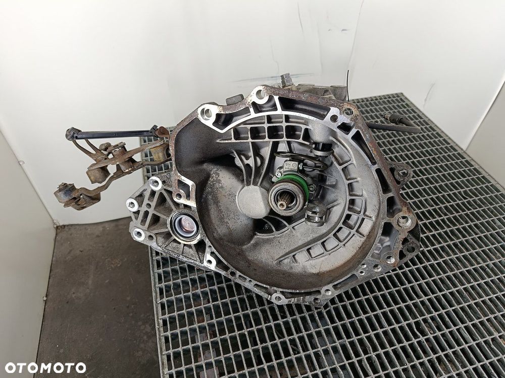 SKRZYNIA BIEGÓW MANUALNA 5 OPEL ASTRA G F17 1.6 16V - 1