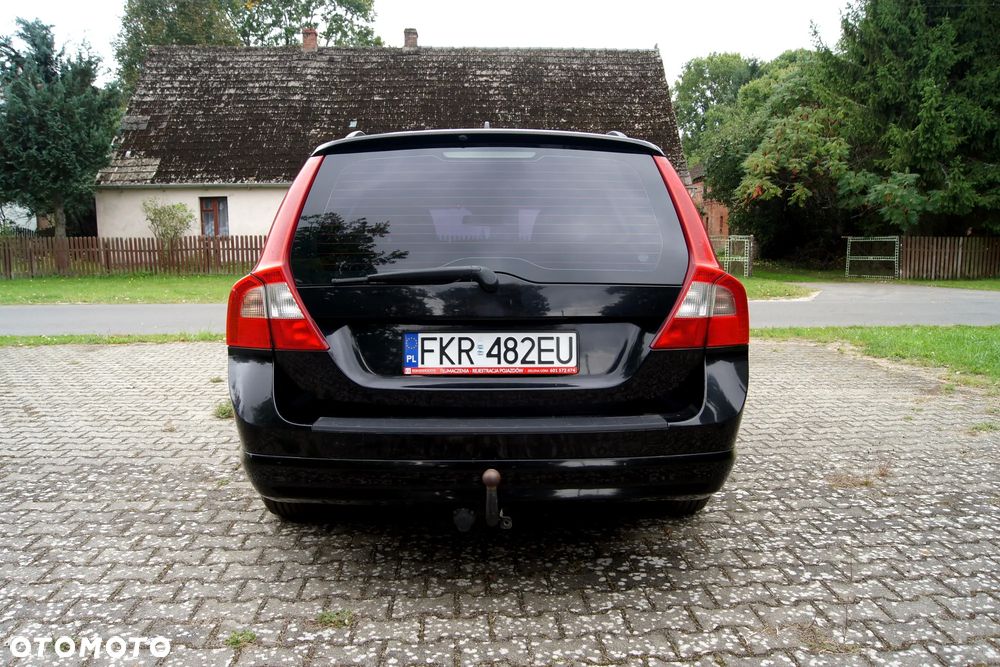 Volvo V70 T4 Powershift Kinetic - 10
