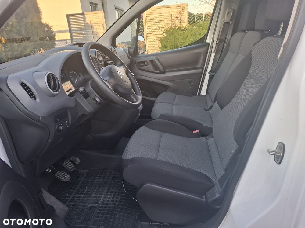 Citroën BERLINGO - 11