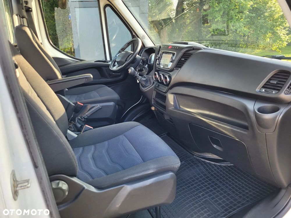 Iveco Daily Autolaweta 3.0 180hp, najazd, 2020r. Polski salon - 13