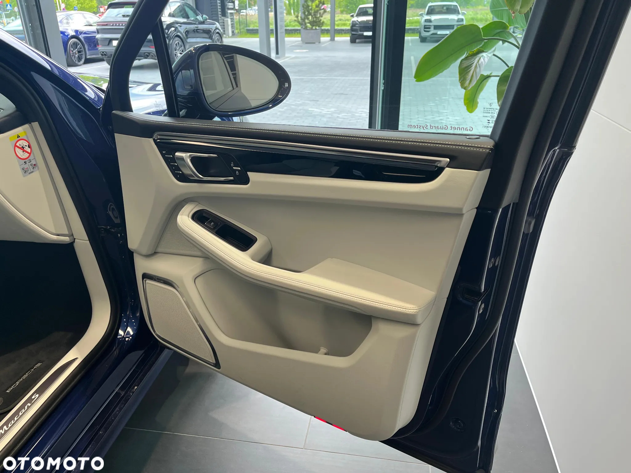 Porsche Macan S - 29