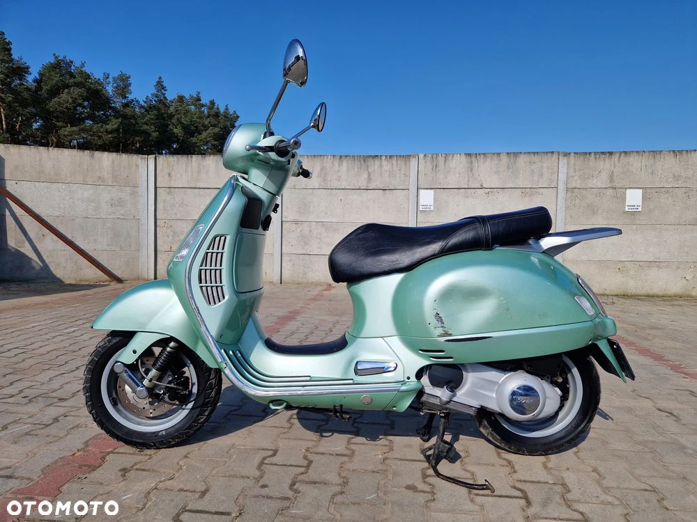 Piaggio Vespa - 11