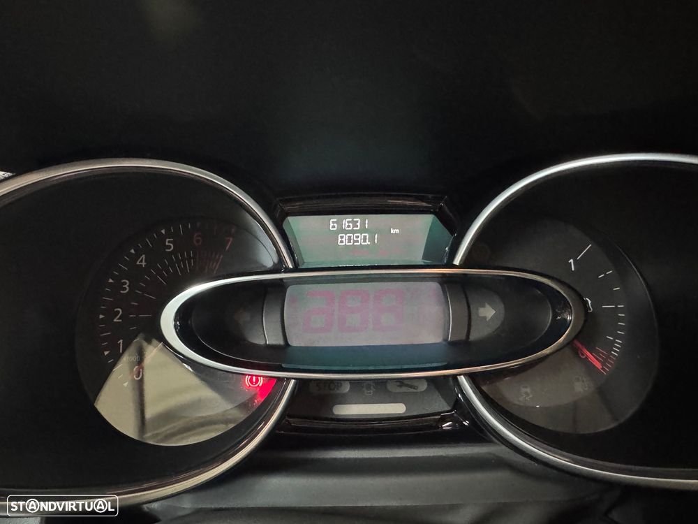 Renault Clio Sport Tourer 0.9 TCe Limited Edition - 28