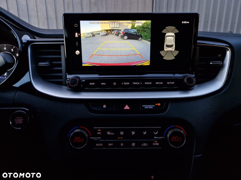 Kia XCeed - 23