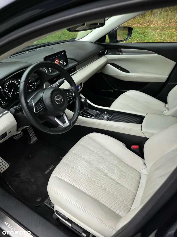 Mazda 6 - 16