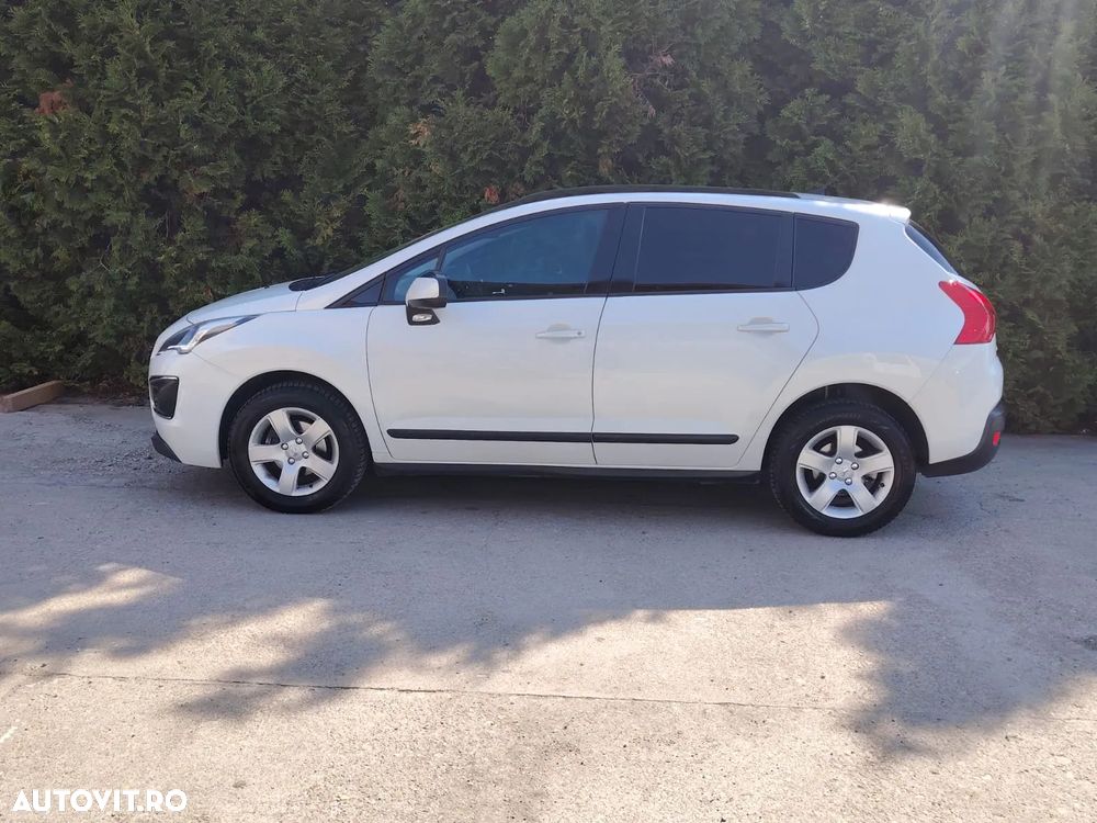 Peugeot 3008 1.6 HDI FAP Premium - 4