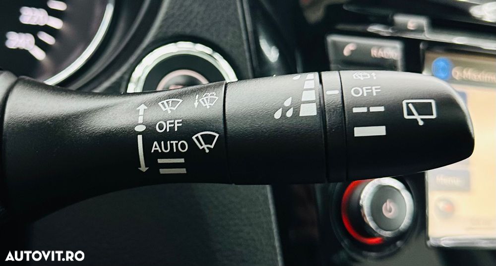 Nissan Qashqai 1.2 DIG-T N-Vision - 28