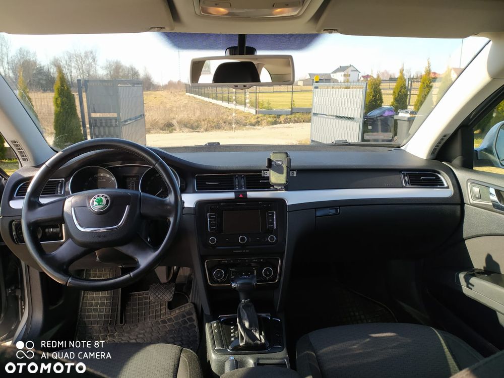Skoda Superb 2.0 TDI DSG Comfort - 1